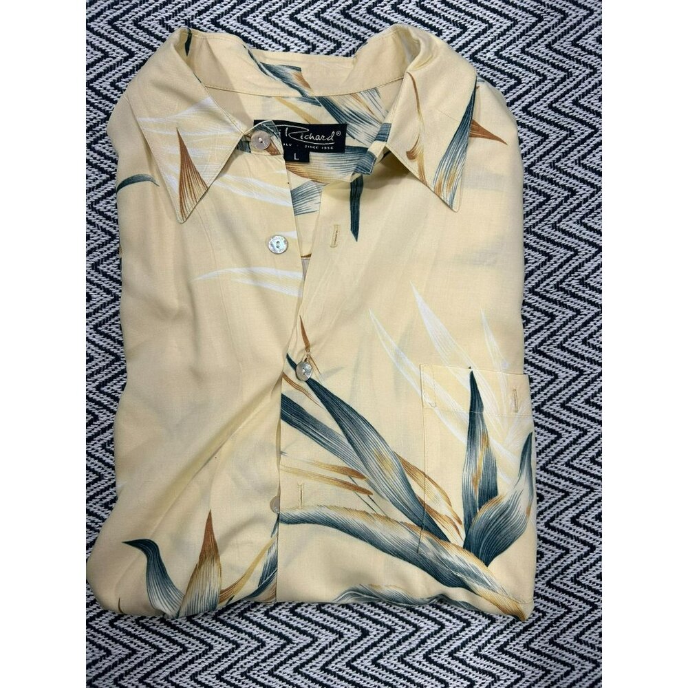 Tori Richard Men's Hawaiian Shirt L Beige Tropical Print 100% Cotton Short Sleev